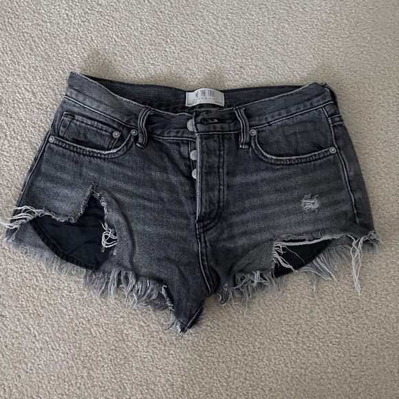 Free people distressed black jean shorts, size 24 - Picture 1 of 3